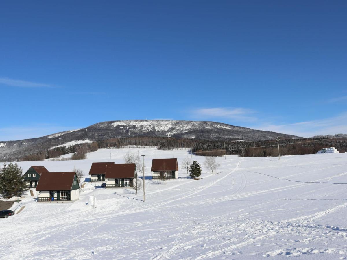 Holiday Home Holiday Hill 42 By Interhome Cista  Экстерьер фото