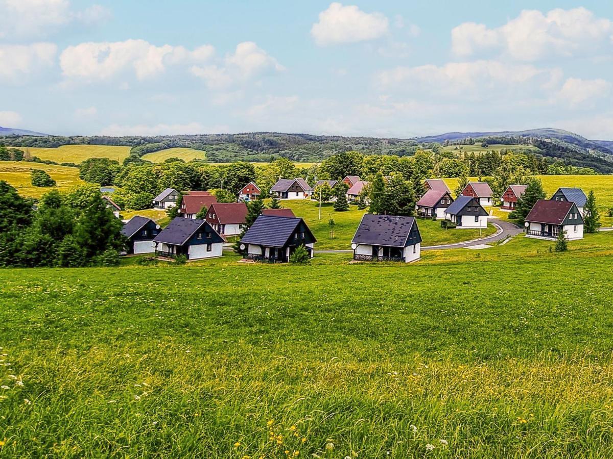 Holiday Home Holiday Hill 42 By Interhome Cista  Экстерьер фото