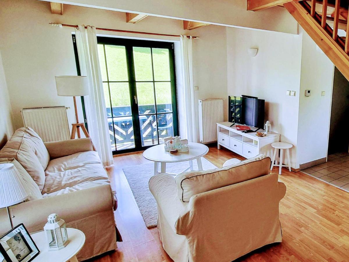 Holiday Home Holiday Hill 42 By Interhome Cista  Экстерьер фото